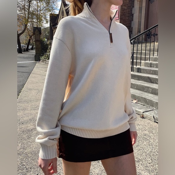 Brandy Melville Sweaters - Brandy Melville Quarter Zip